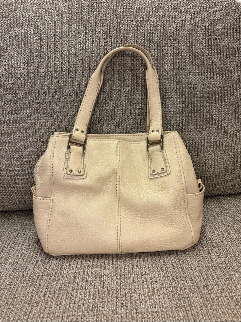 Y2K Fossil Shoulder Bag in Ivory - Silver Hardware